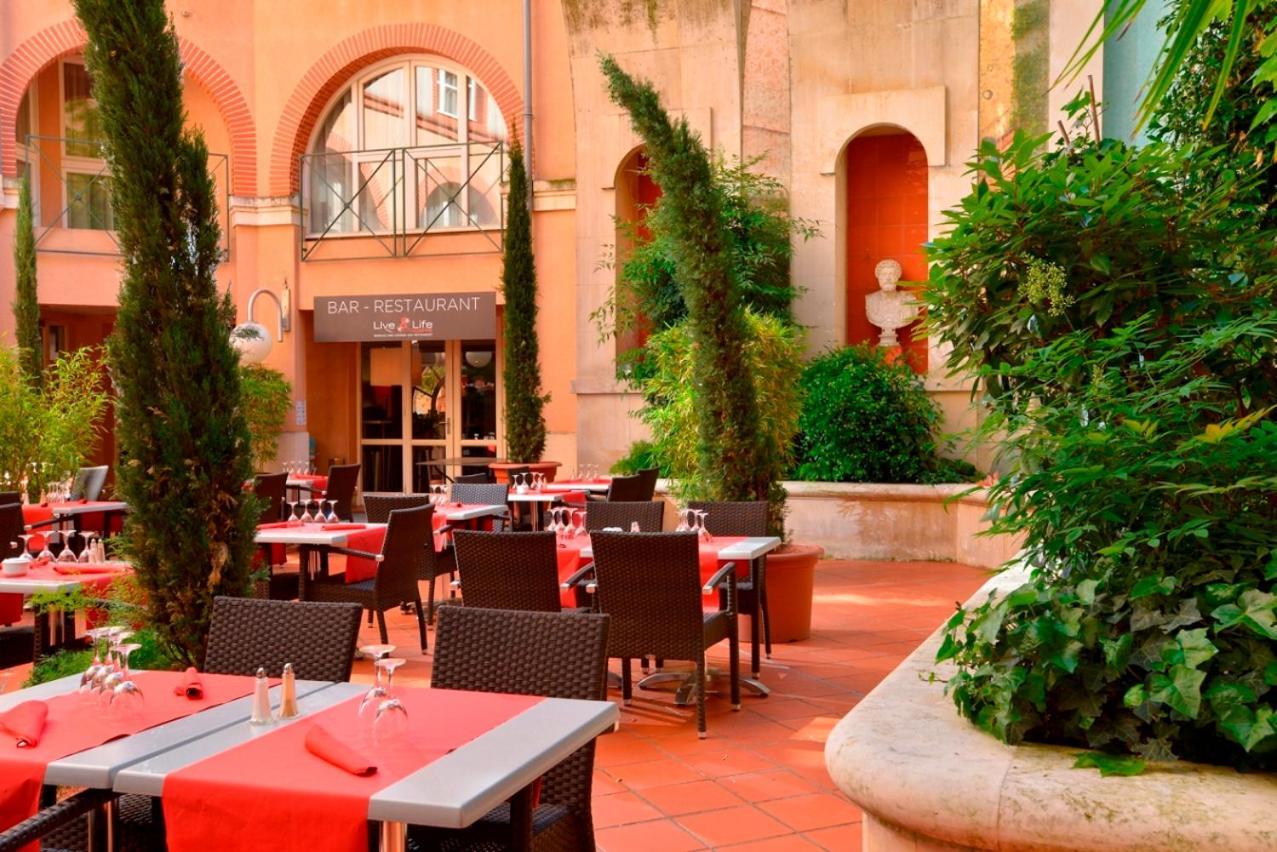 Plaza Hotel Capitole Toulouse - Anciennement Crowne Plaza Тулуза Екстериор снимка