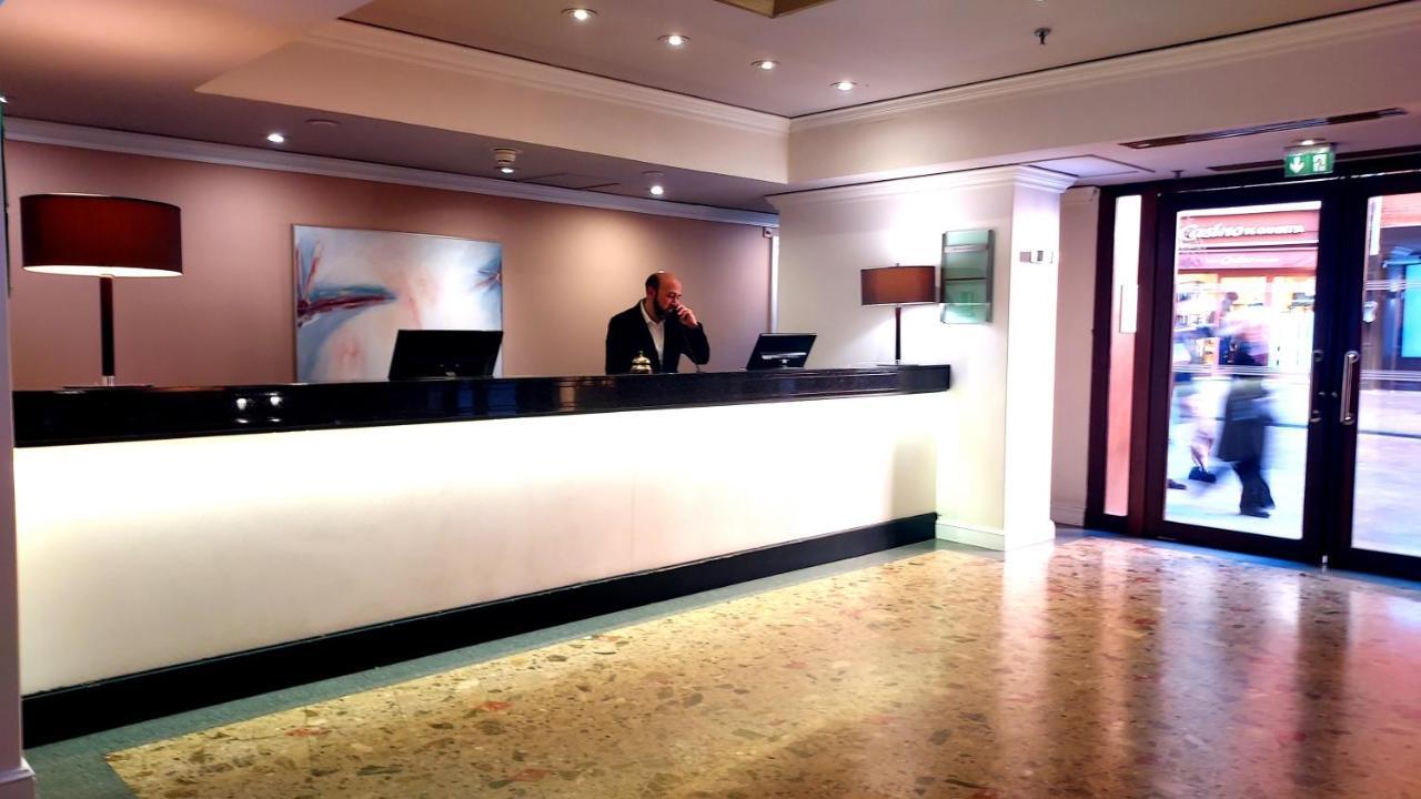 Plaza Hotel Capitole Toulouse - Anciennement Crowne Plaza Тулуза Екстериор снимка
